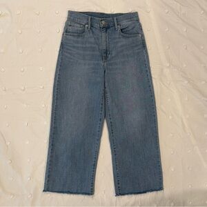 Levi’s Cropped Denim Jeans